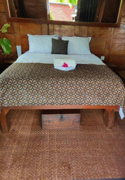 The Hidden Escapes Bingin- Sunset Rooftop Wood House With Ocean View & Private Kitchen Uluwatu  Exterior photo